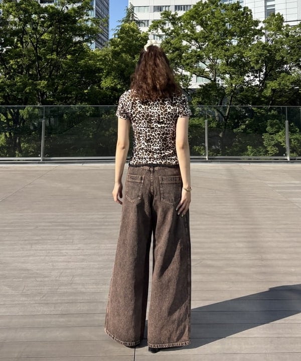 佐々木 南美さんの「BEAMS WOMEN｜オーバーダイ デニム パンツ」を使ったコーディネート