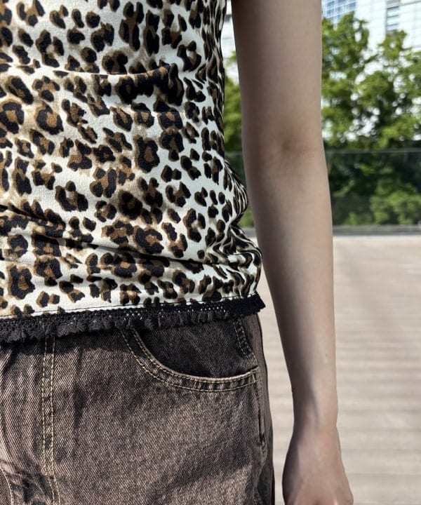 佐々木 南美さんの「BEAMS WOMEN｜オーバーダイ デニム パンツ」を使ったコーディネート