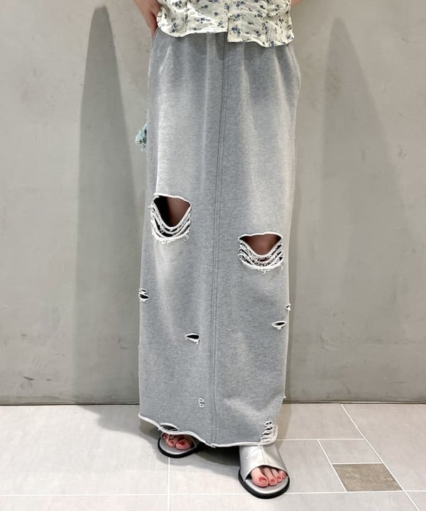 カタヤマ アヤさんの「BEAMS WOMEN｜【別注】Casselini / チュール ビーズ ミニ ショルダー」を使ったコーディネート