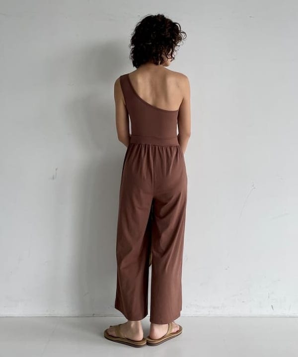 Pilgrim Surf+Supply ビームス 辻堂の若生 多絵子