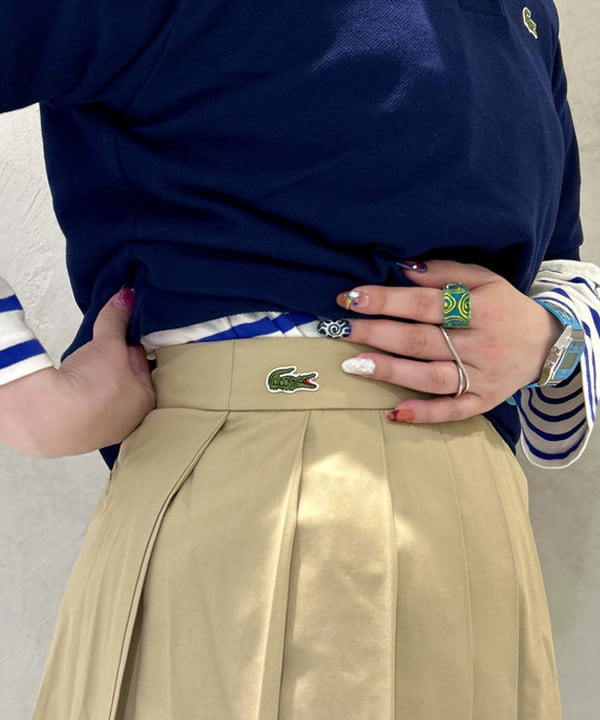 スミレさんの「BEAMS WOMEN｜【別注】LACOSTE / ヘビー ピケ ポロ ショートスリーブ」を使ったコーディネート
