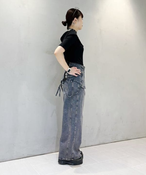 りかちょび/岸本梨佳さんの「BEAMS WOMEN｜オーバーダイ デニム パンツ」を使ったコーディネート