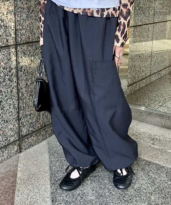 森本 理絵さんの「BEAMS WOMEN｜Ray BEAMS / ペーパー クリップ チェーン ネックレス」を使ったコーディネート