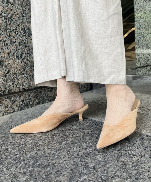 多田 日奈子さんの「BEAMS WOMEN｜リネン タブ付き ワイドパンツ」を使ったコーディネート