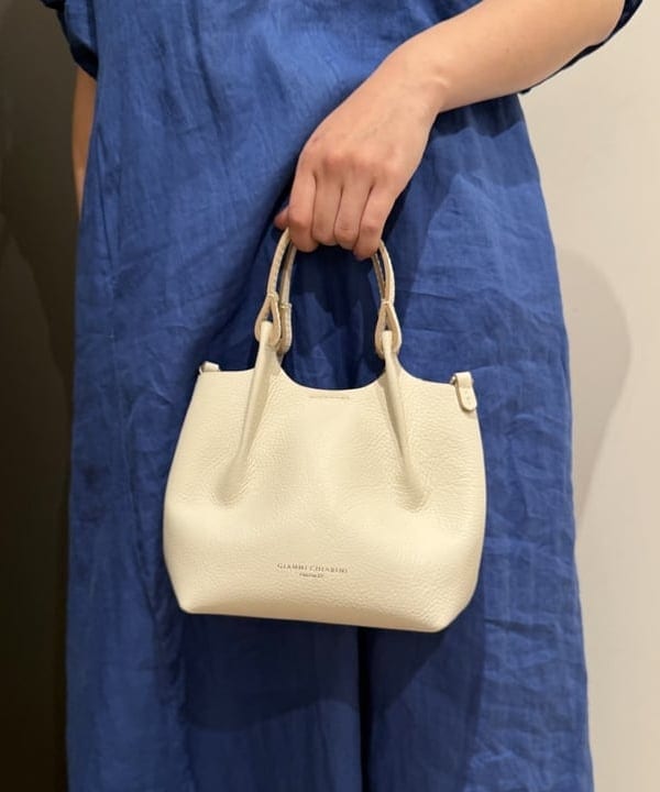 Ito_ririkaさんの「BEAMS WOMEN｜TICCA / リネン バルーンスリーブ ワンピース」を使ったコーディネート