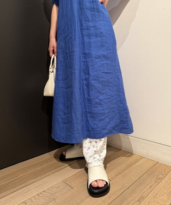 Ito_ririkaさんの「BEAMS WOMEN｜TICCA / リネン バルーンスリーブ ワンピース」を使ったコーディネート
