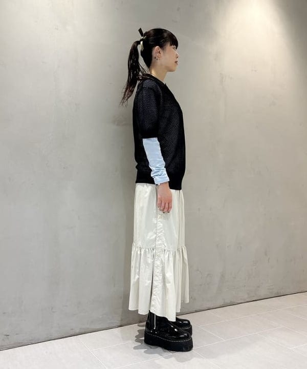 りかちょび/岸本梨佳さんの「BEAMS WOMEN｜サイド ボタン スポーツ スカート」を使ったコーディネート