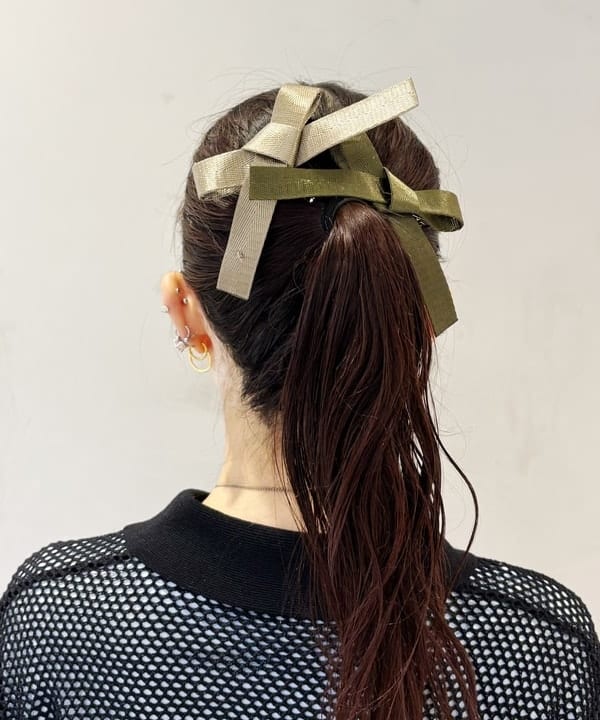 りかちょび/岸本梨佳さんの「BEAMS WOMEN｜サイド ボタン スポーツ スカート」を使ったコーディネート