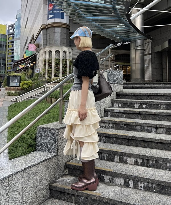 あさひさんの「BEAMS WOMEN｜バルーン スリーブ ボレロ」を使ったコーディネート