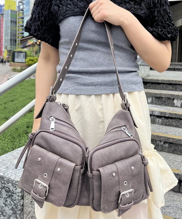 あさひさんの「BEAMS WOMEN｜バルーン スリーブ ボレロ」を使ったコーディネート