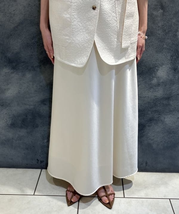 nodokaさんの「BEAMS WOMEN｜A PUPIL / ベルテッド ハーフスリーブ ジャケット」を使ったコーディネート