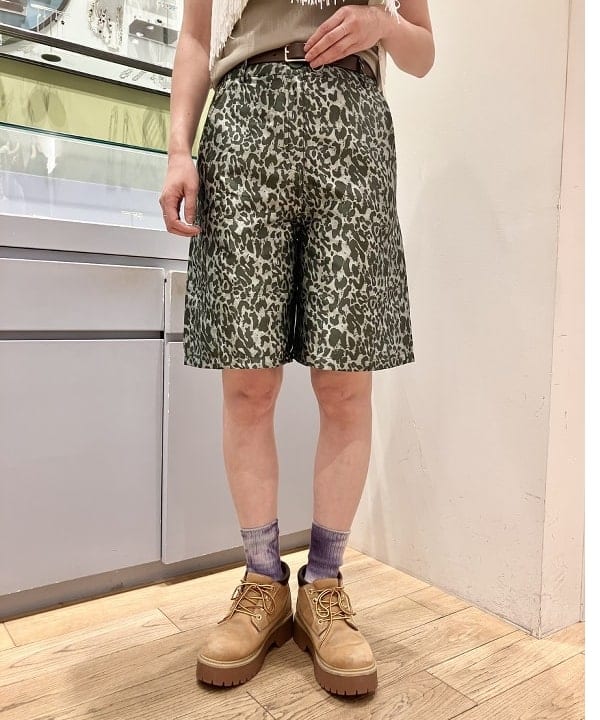 イトウミサキさんの「BEAMS WOMEN｜【別注】PICCADILLY / RIB TEE」を使ったコーディネート