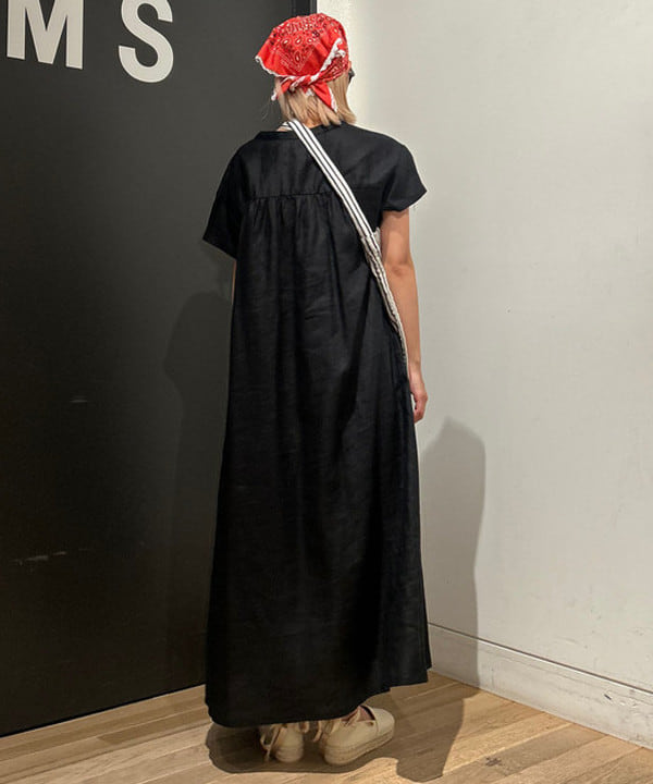 佐藤 亜美さんの「BEAMS WOMEN｜2WAY レース バンダナ」を使ったコーディネート