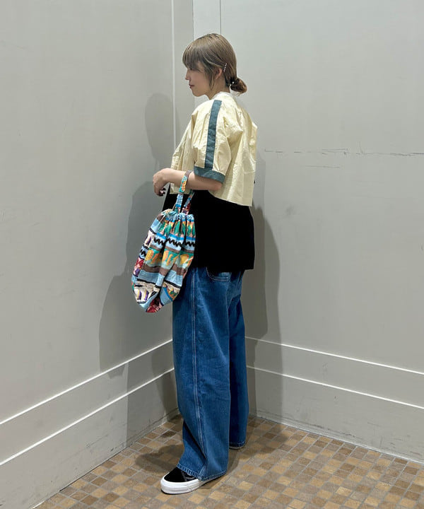 小原 もこさんの「BEAMS WOMEN｜ショート ベースボール ショートスリーブ シャツ」を使ったコーディネート