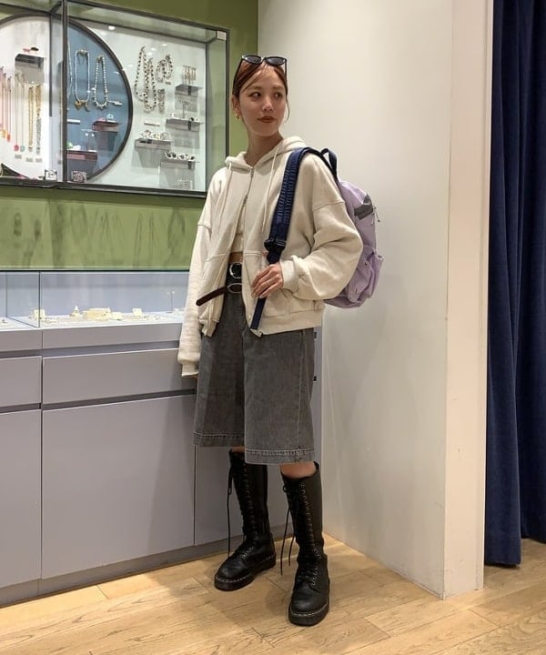れいなさんの「BEAMS WOMEN｜FARAH / No Tuck Wide Shorts」を使ったコーディネート