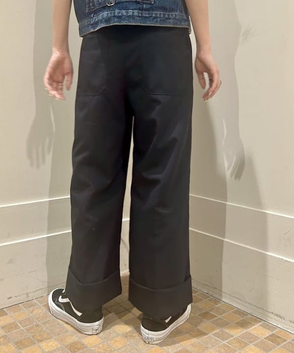 小原 もこさんの「BEAMS WOMEN｜ヴィンテージ レース ブラウス」を使ったコーディネート