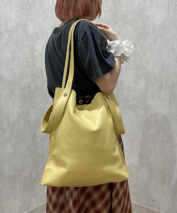 まゆちゃんさんの「BEAMS WOMEN｜BEAURE × Ray BEAMS / 別注 2WAY バッグ」を使ったコーディネート