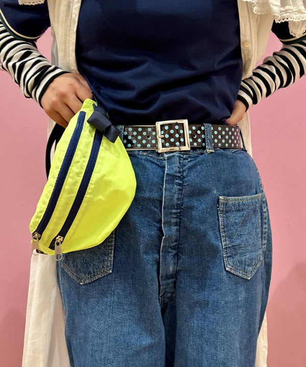 ショ〜ジさんの「BEAMS WOMEN｜ヴィンテージ レース ノースリーブ ワンピース」を使ったコーディネート