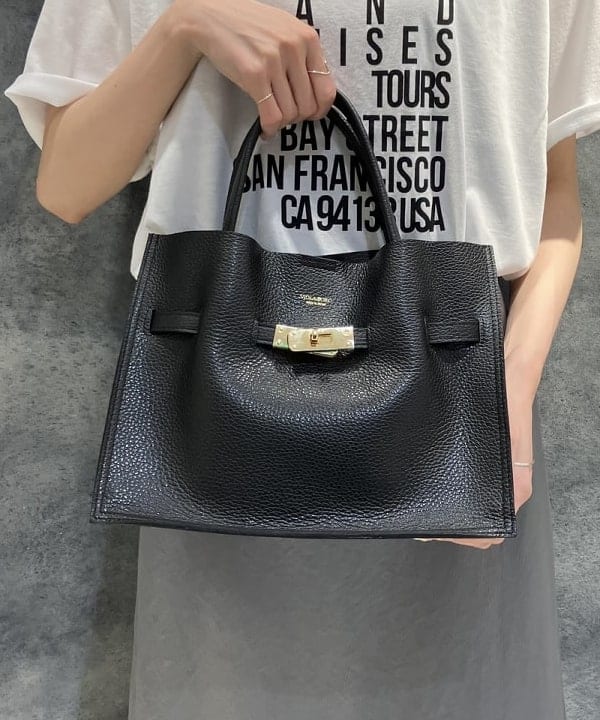 nodokaさんの「BEAMS WOMEN｜AK+1 / ビンテージ サテンスカート」を使ったコーディネート