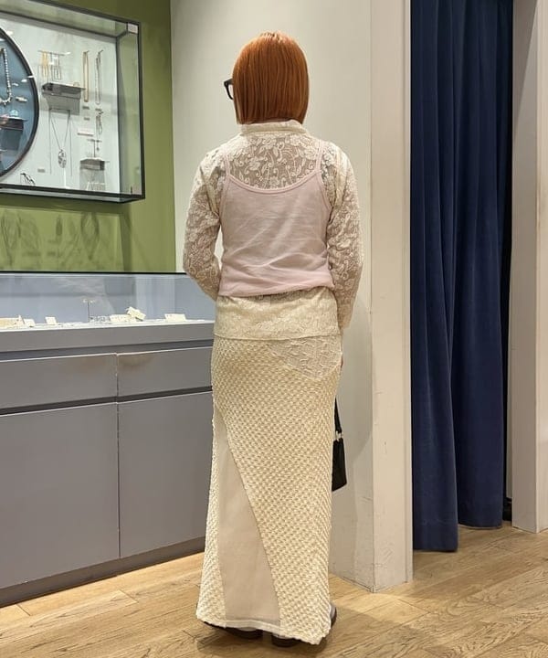 ナカノ アイさんの「BEAMS WOMEN｜ジャカード メッシュ キリカエ スカート」を使ったコーディネート