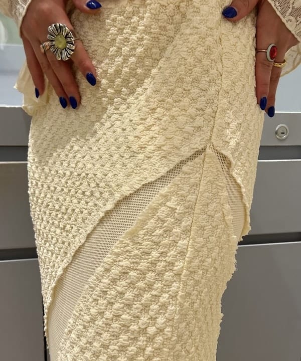 ナカノ アイさんの「BEAMS WOMEN｜ジャカード メッシュ キリカエ スカート」を使ったコーディネート