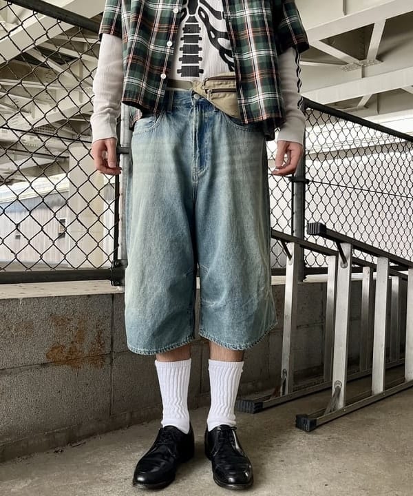 高遠 恒巳さんの「BEAMS WOMEN｜チェック ショート シャツ」を使ったコーディネート