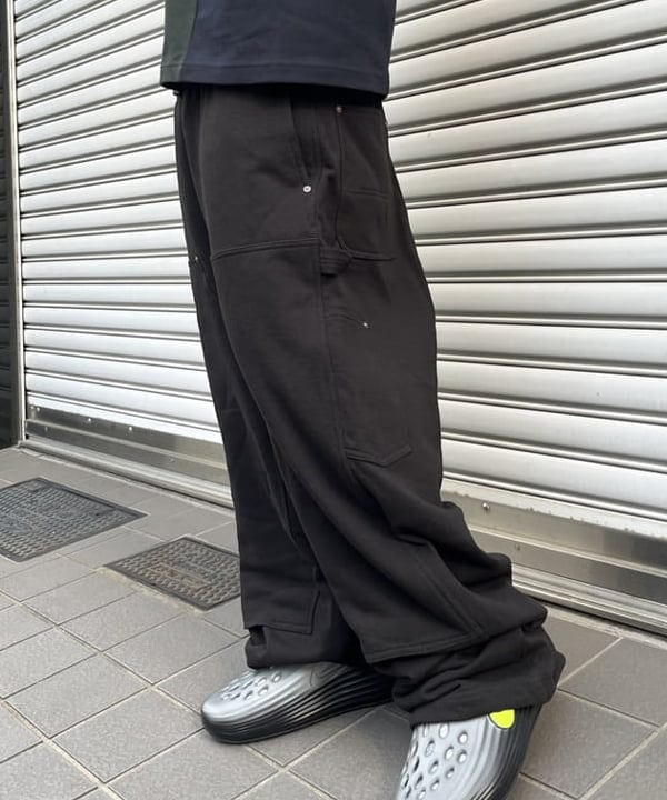 菊田 悠さんの「BEAMS WOMEN｜ダブルニースウェットパンツ」を使ったコーディネート