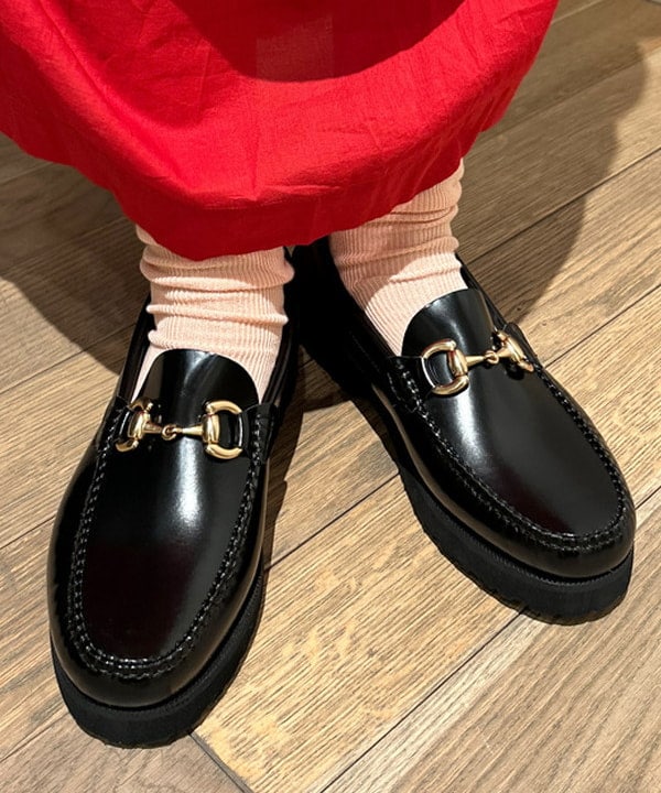 佐藤 亜美さんの「BEAMS WOMEN｜ne Quittez pas / ボイル シャーリング ワンピース」を使ったコーディネート