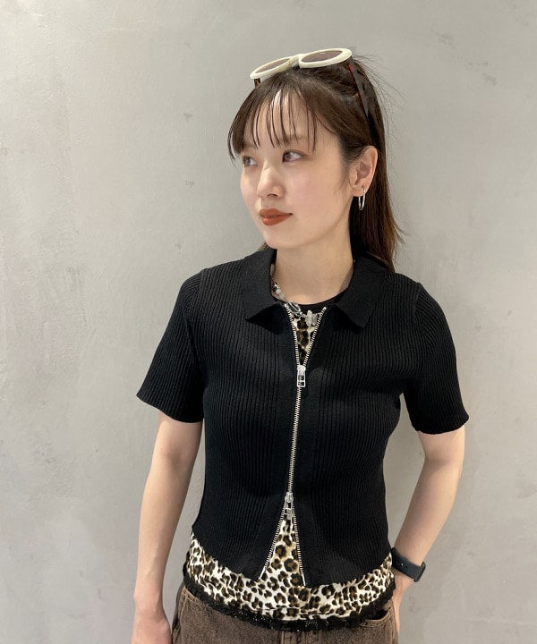 カタヤマ アヤさんの「BEAMS WOMEN｜オーバーダイ デニム パンツ」を使ったコーディネート