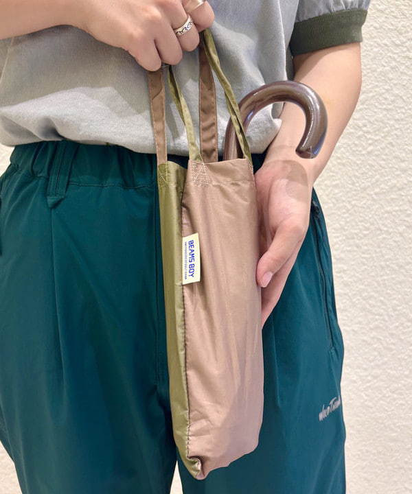 かわい みづきさんの「晴雨兼用 プリント 折り畳み傘」を使ったコーディネート