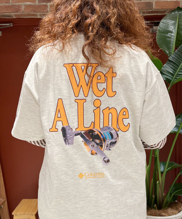 エノモト アミさんの「BEAMS WOMEN｜【別注】Columbia / GRAPHIC TEE」を使ったコーディネート