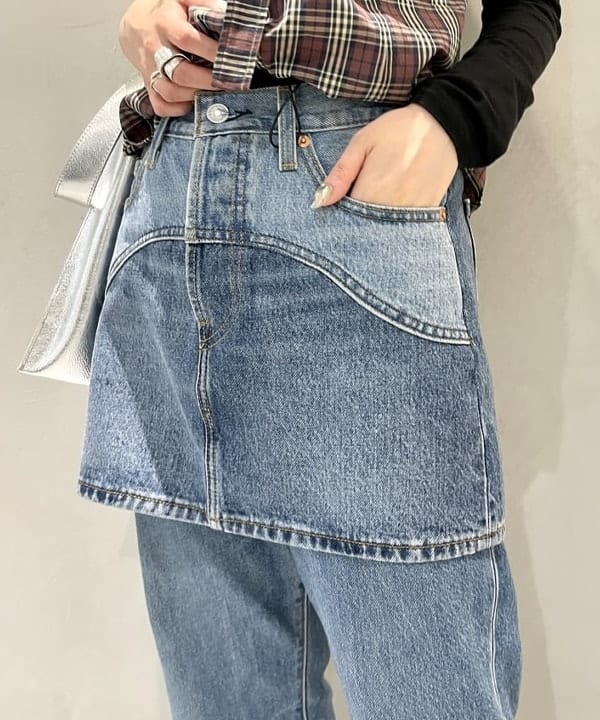 カタヤマ アヤさんの「BEAMS WOMEN｜LEVI'S(R) / Western Icon Skirt」を使ったコーディネート