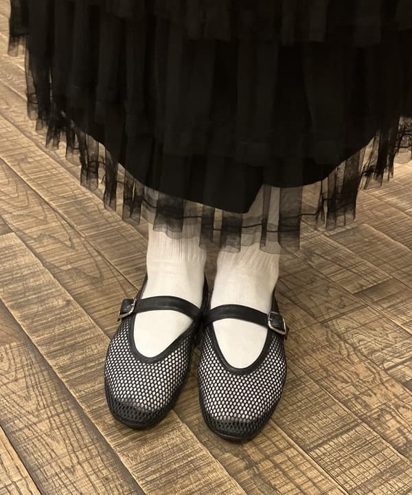 シマダリツコさんの「BEAMS WOMEN｜パイピング 晴雨兼用 折りたたみ傘」を使ったコーディネート