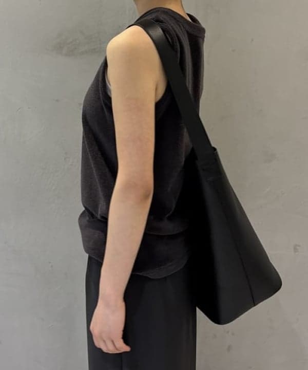 野村 美紅さんの「BEAMS WOMEN｜丸胴 テレコ タンクトップ」を使ったコーディネート