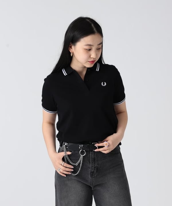 ayaさんの「BEAMS WOMEN｜FRED PERRY / The Twin Tipped Fred Perry Shirt」を使ったコーディネート