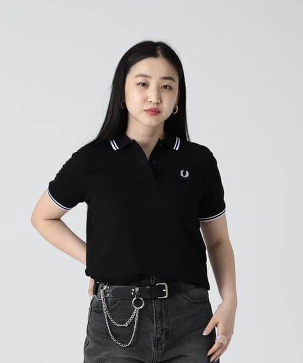 ayaさんの「BEAMS WOMEN｜FRED PERRY / The Twin Tipped Fred Perry Shirt」を使ったコーディネート