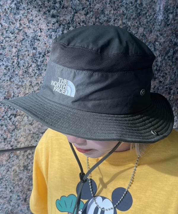 あゆさんの「BEAMS WOMEN｜【別注】Champion / ミッキー Tシャツ」を使ったコーディネート