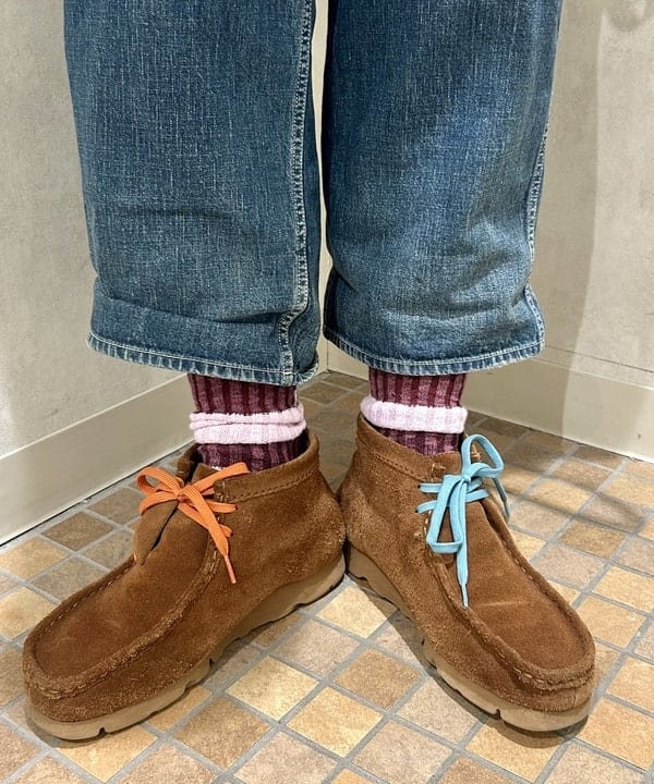 小原 もこさんの「BEAMS WOMEN｜BRIEFING &times; BEAMS BOY / 別注 ヘルメット バッグ」を使ったコーディネート