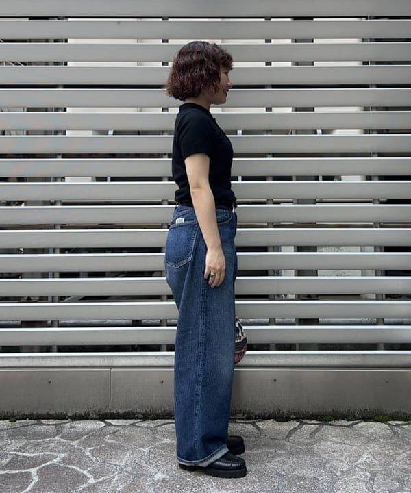 まつむさんの「BEAMS WOMEN｜【別注】orSlow / ワイド フィット デニム パンツ」を使ったコーディネート