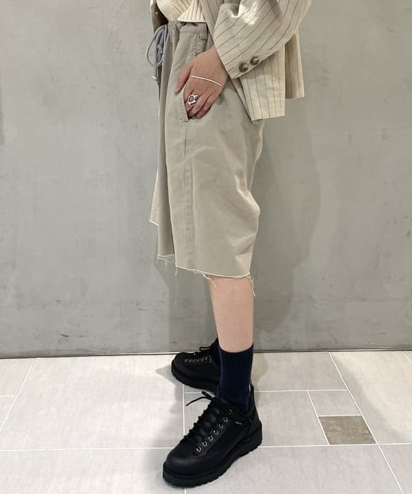 津藤 理佐子さんの「BEAMS WOMEN｜」を使ったコーディネート