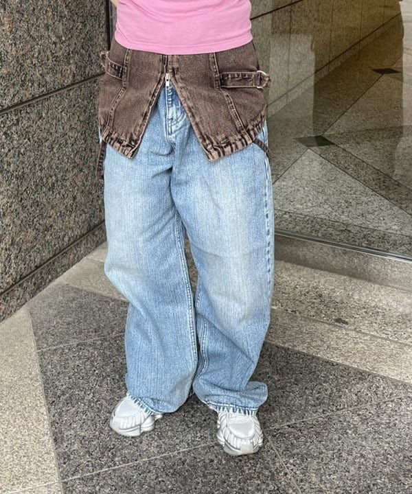 まゆちゃんさんの「BEAMS WOMEN｜デニム ジップ ビスチェ」を使ったコーディネート