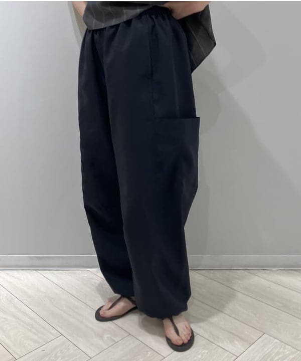 OSUMIさんの「BEAMS WOMEN｜【別注】スタイリスト佐藤佳菜子 × SLOANE / クルーネック リブTシャツ」を使ったコーディネート
