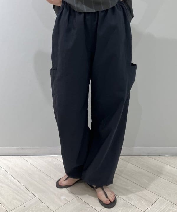 OSUMIさんの「BEAMS WOMEN｜【別注】スタイリスト佐藤佳菜子 × SLOANE / クルーネック リブTシャツ」を使ったコーディネート