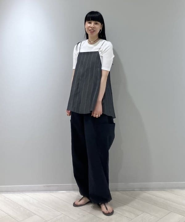 OSUMIさんの「BEAMS WOMEN｜【別注】スタイリスト佐藤佳菜子 × SLOANE / クルーネック リブTシャツ」を使ったコーディネート