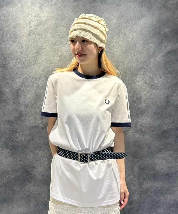ササキさんの「BEAMS WOMEN｜■FRED PERRY / TAPED RINGER T-SHIRT」を使ったコーディネート