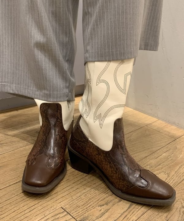 れいなさんの「BEAMS WOMEN｜テーラードカラー ホルターネック サロペット」を使ったコーディネート