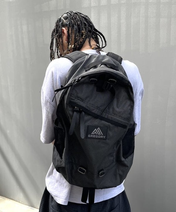 菊田 悠さんの「BEAMS WOMEN｜【別注】Gramicci / チェック ショーツ」を使ったコーディネート