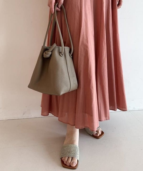 山田 千遥さんの「BEAMS WOMEN｜【別注】MARIHA / 夏の月 ソリッド ワンピース」を使ったコーディネート