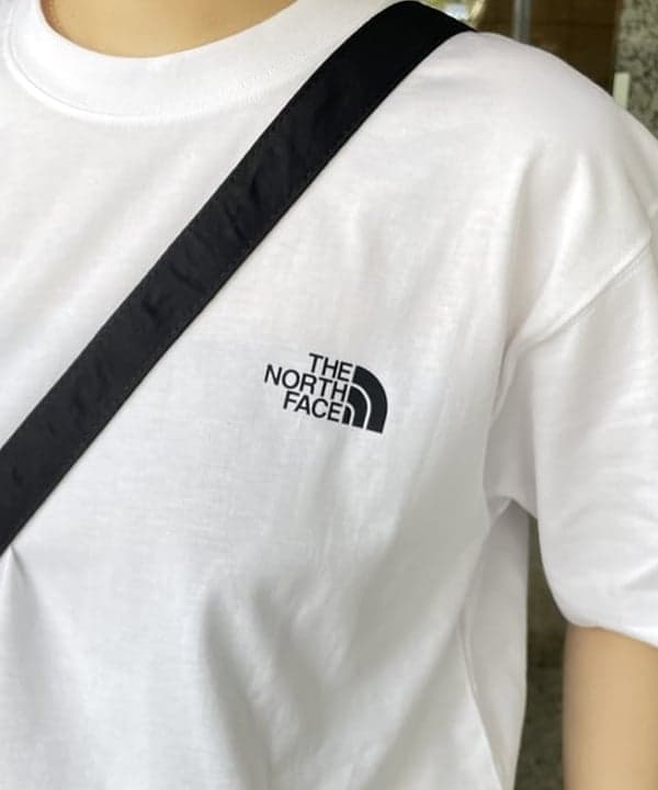 まゆちゃんさんの「BEAMS WOMEN｜ストライプ キリカエ トラックスカート」を使ったコーディネート