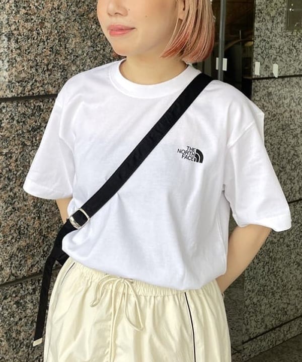 まゆちゃんさんの「BEAMS WOMEN｜ストライプ キリカエ トラックスカート」を使ったコーディネート